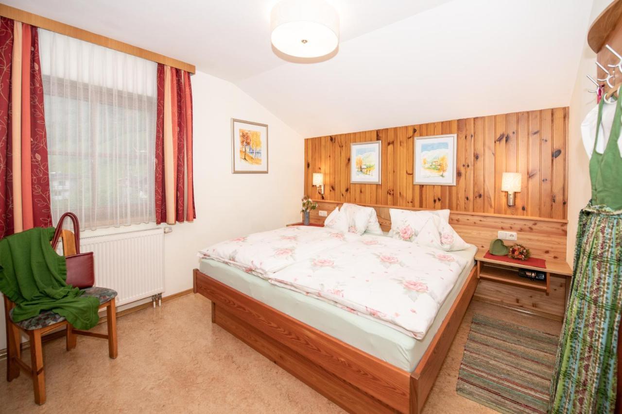 Appartement-Pension Fahrnberggut Rauris Bagian luar foto