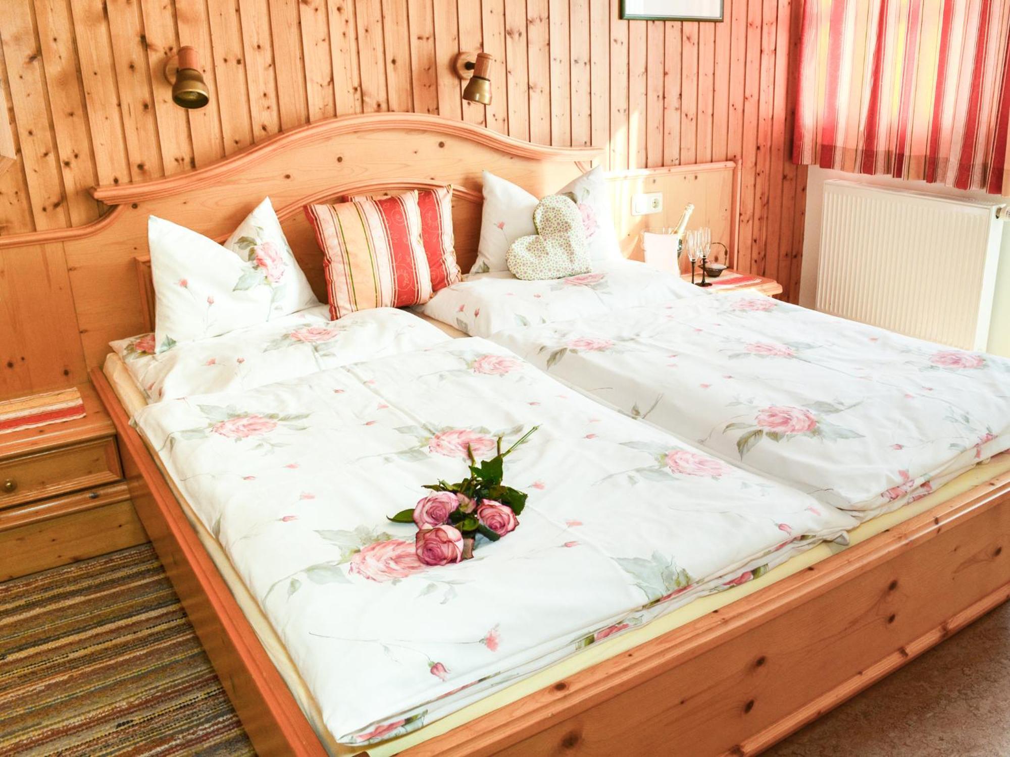 Appartement-Pension Fahrnberggut Rauris Bagian luar foto